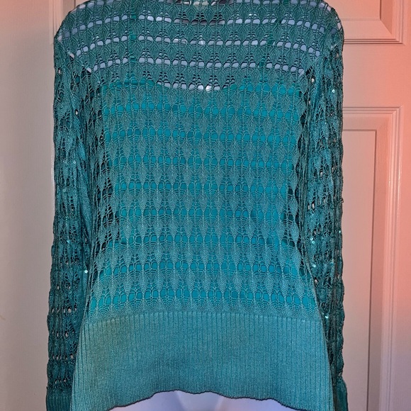 Cache Silk Cardigan with Sequins and Tank Top in a beautiful Aqua Color - Picture 5 of 6